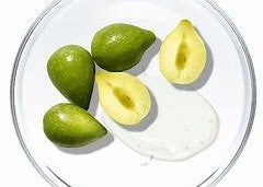 Kakadu Plam Extract
